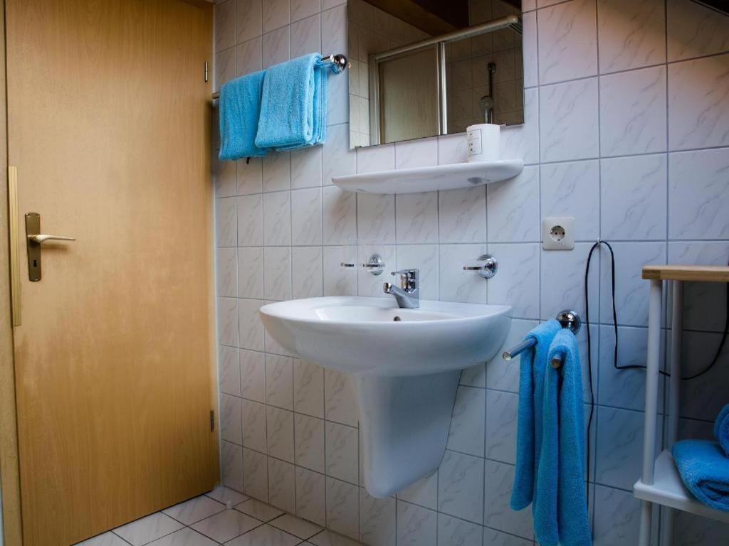 Gaestehaus St. Martin ジプリンゲン エクステリア 写真