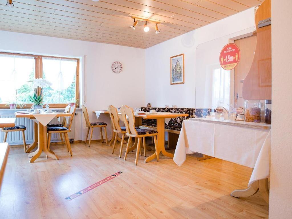 Gaestehaus St. Martin ジプリンゲン エクステリア 写真